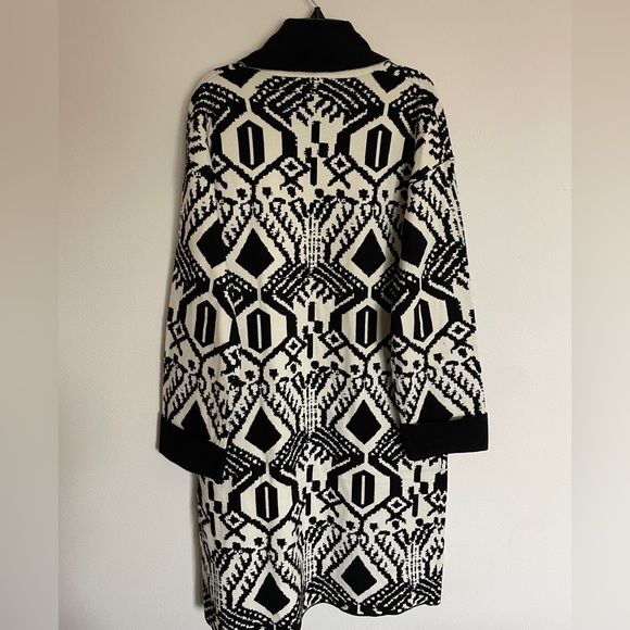 LOVESTITCH Cardigan - Picture 5 of 5